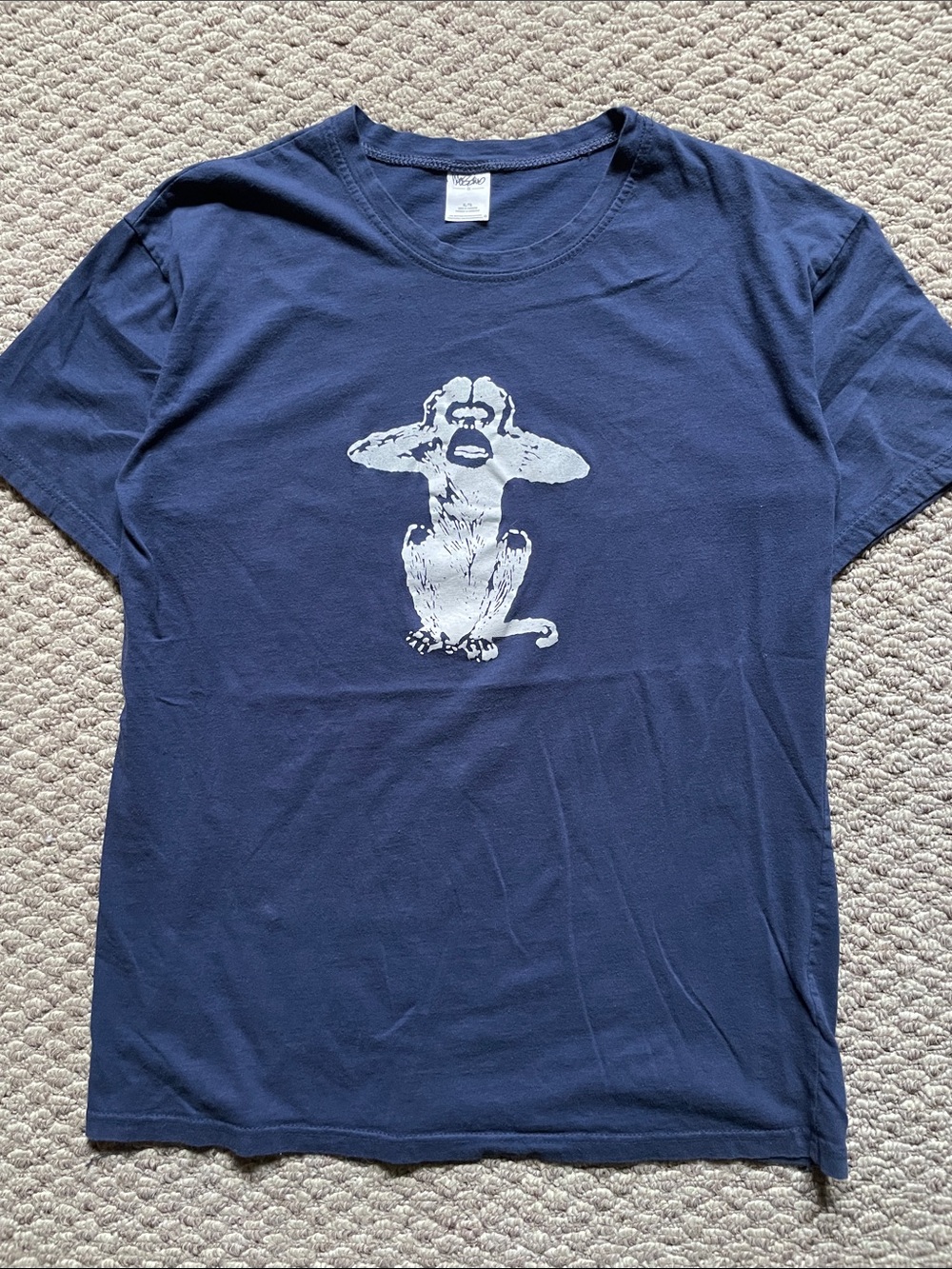 Y2K Mossimo hear no evil monkey t shirt
